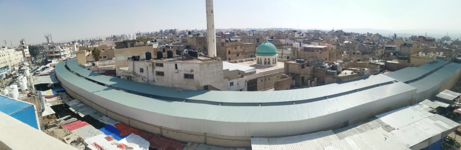 ٣
