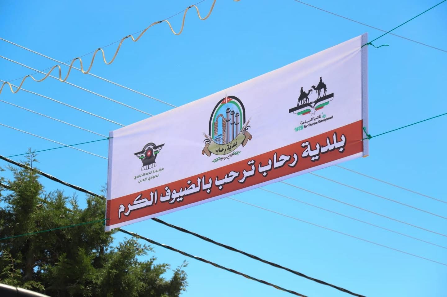 ١٢